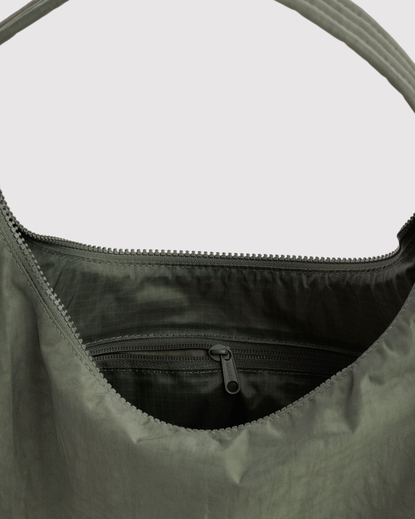 Nylon Shoulder Bag P2