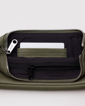 Recycled Leather Pochette N3