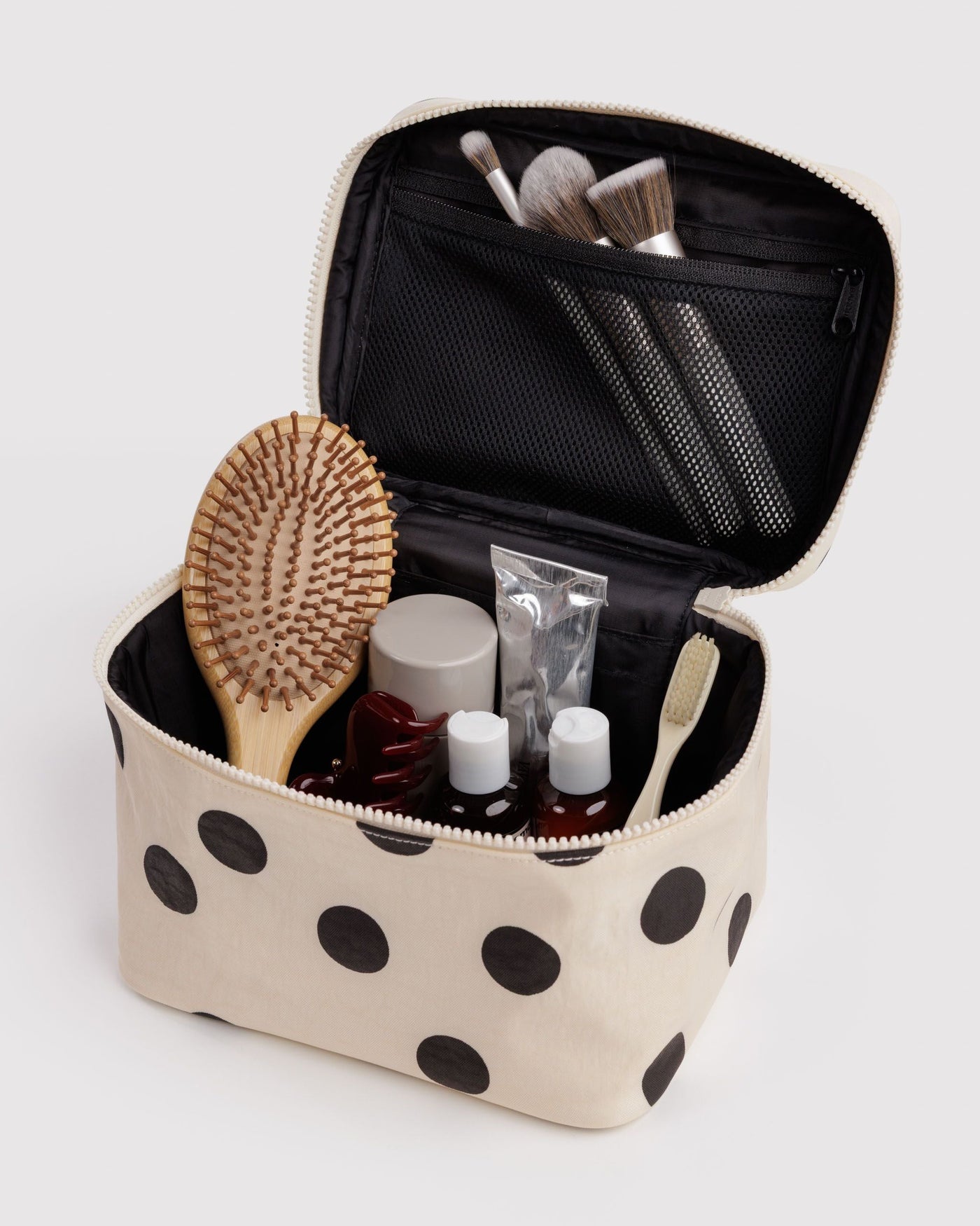 Large Cosmetic Case I9
